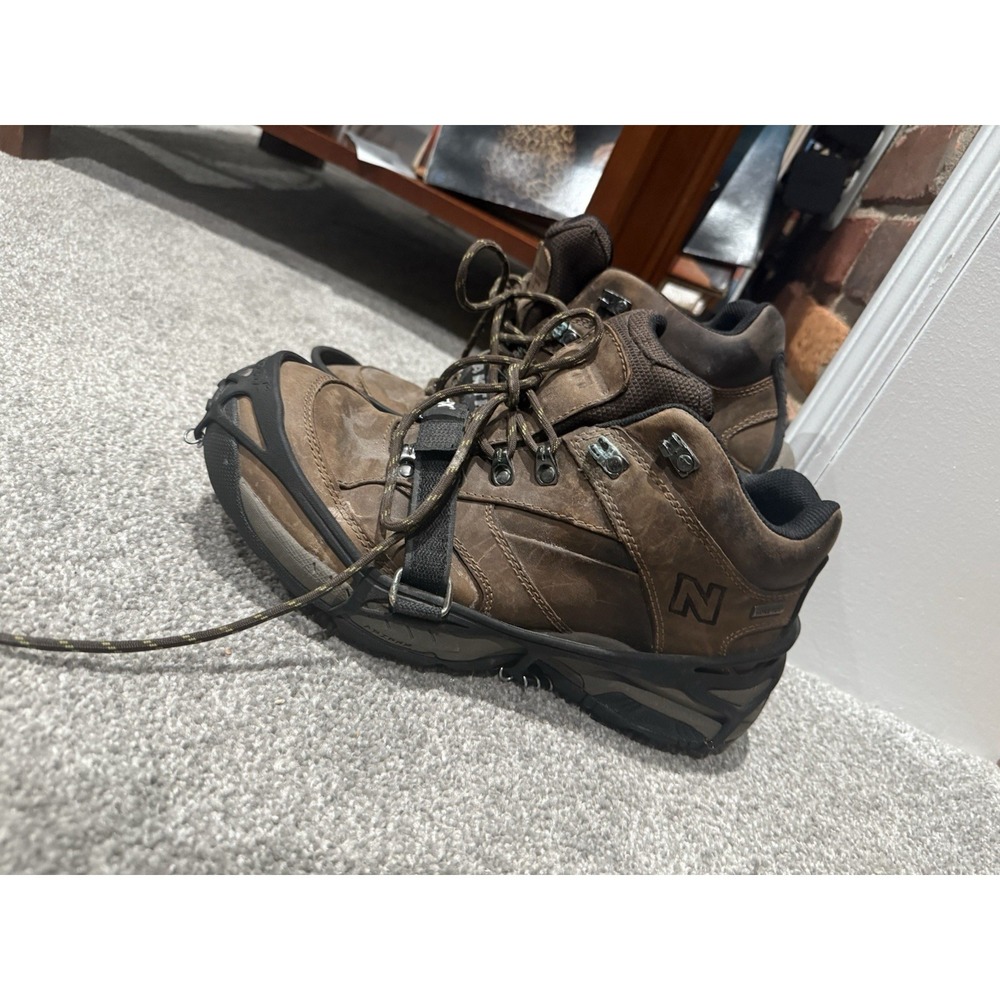 New Balance 977 Leather Hiking Boots Men 10  Brown Waterproof Yaktak Attachment